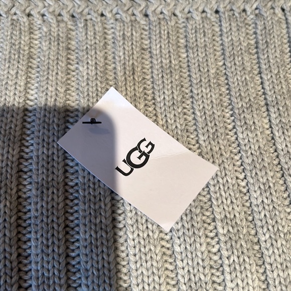 UGG Cardi Scarf, brand new - Picture 2 of 5
